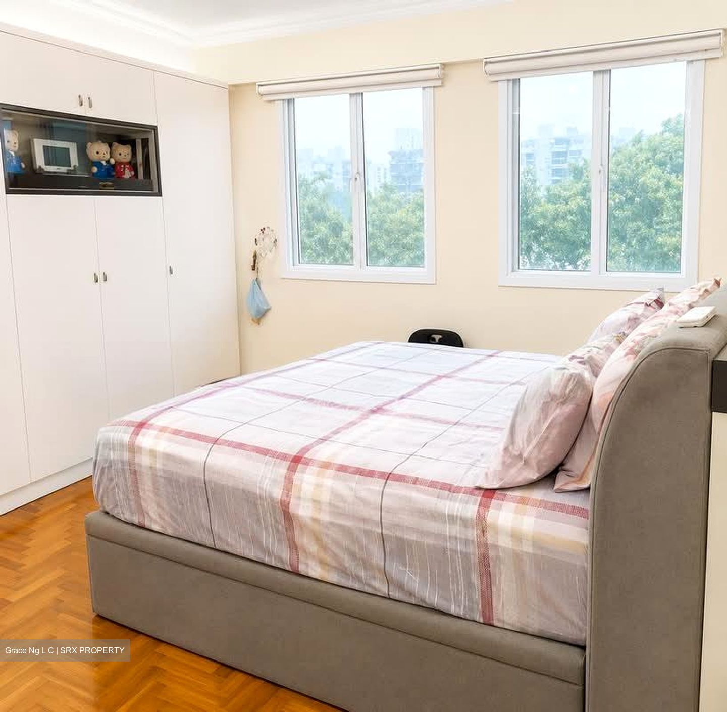 Melville Park (D18), Condominium #570908501